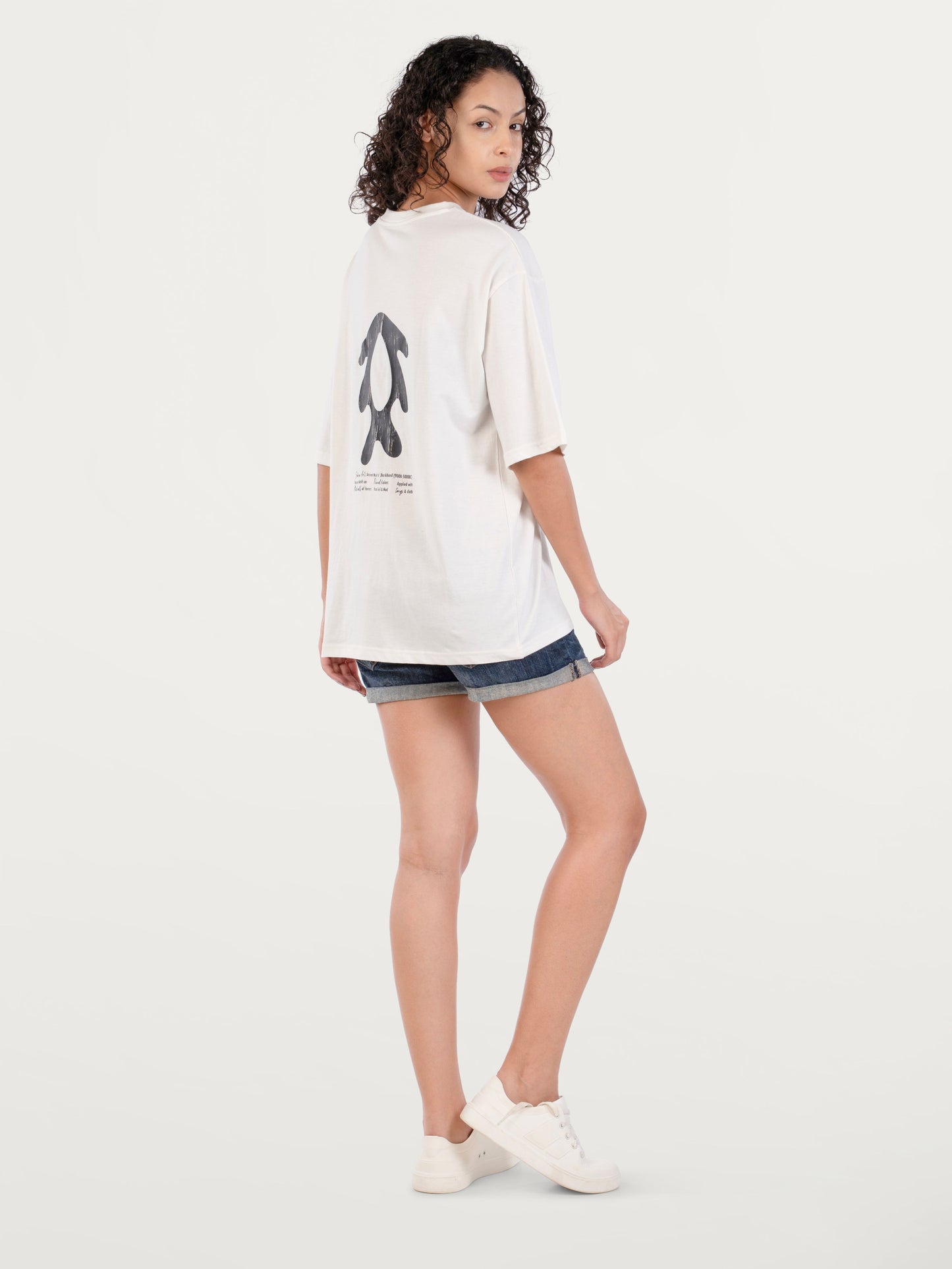 Unisex Sohrai big fish Tee Off White